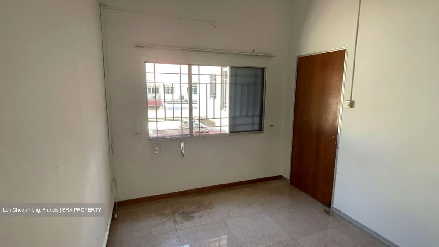 Tembeling Road (D15), Shop House #593863031